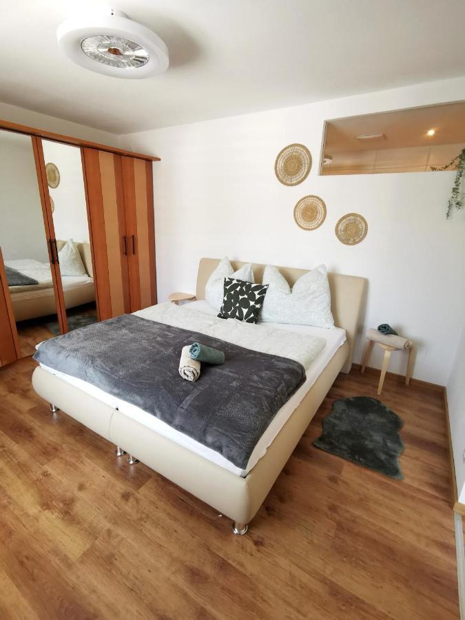 Riverside Appartements Lieserbrucke ภายนอก รูปภาพ